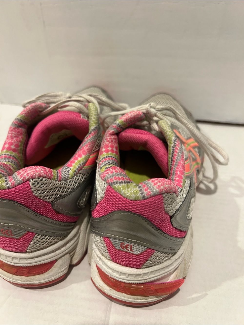ASICS Women's Silver Running Shoes with Pink and Neon Green Accents - Picture 4 of 5